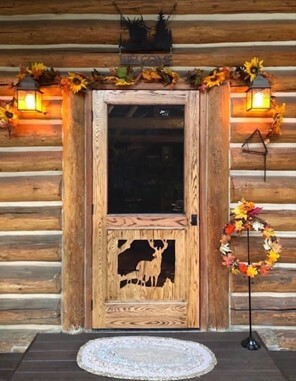 Fall screen door